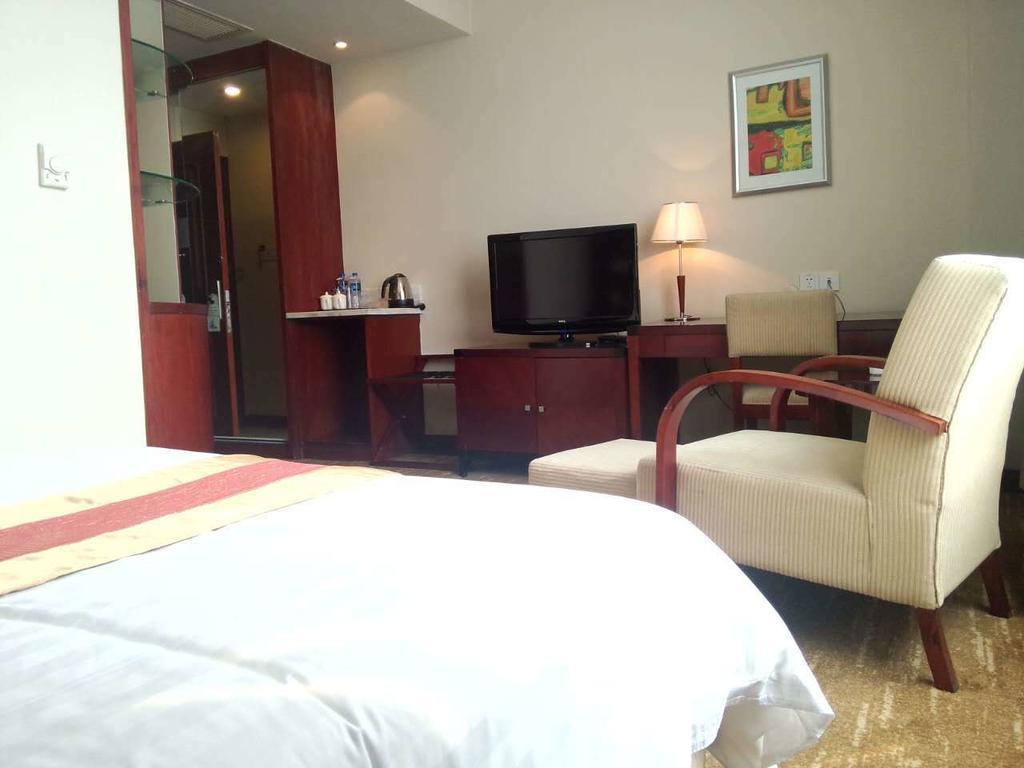 Century Hotel Taicang Номер фото
