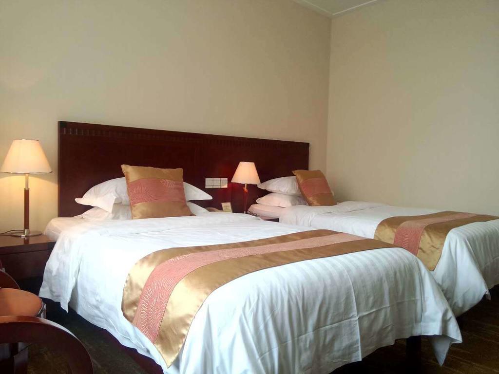 Century Hotel Taicang Номер фото